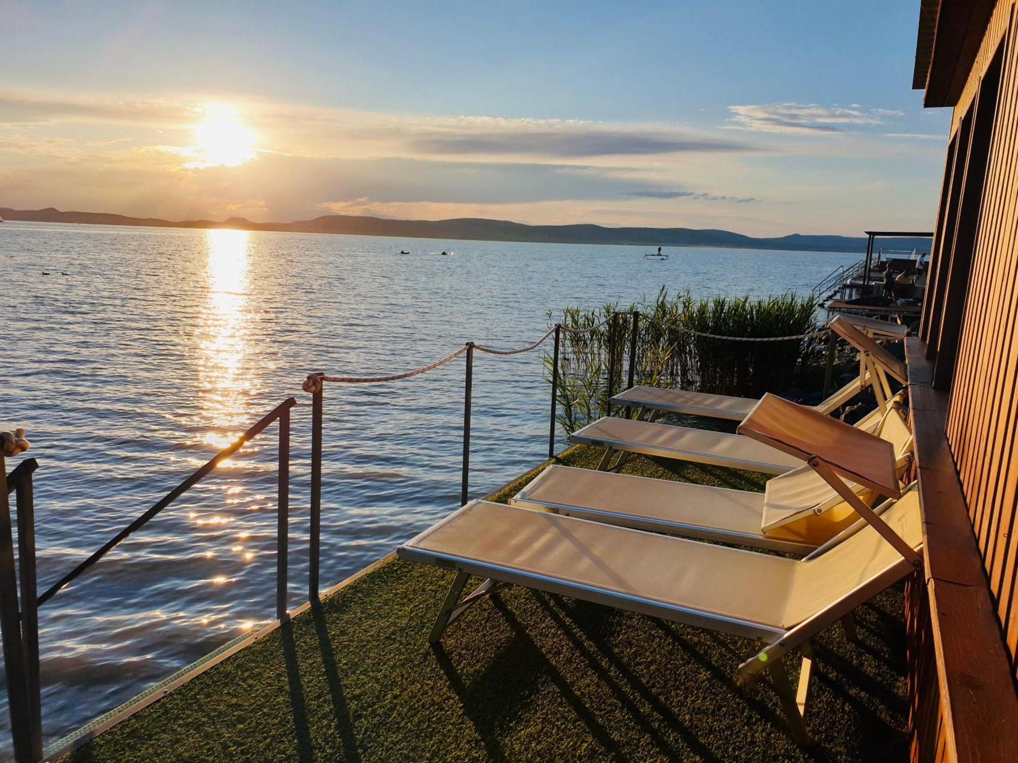 Butique Apartman Grand Balatonlelle Exterior foto
