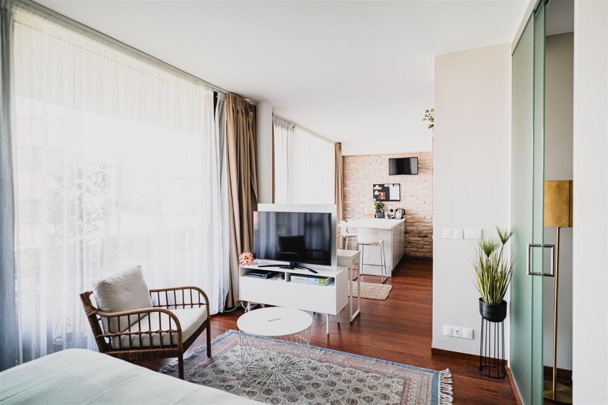 Butique Apartman Grand Balatonlelle Exterior foto